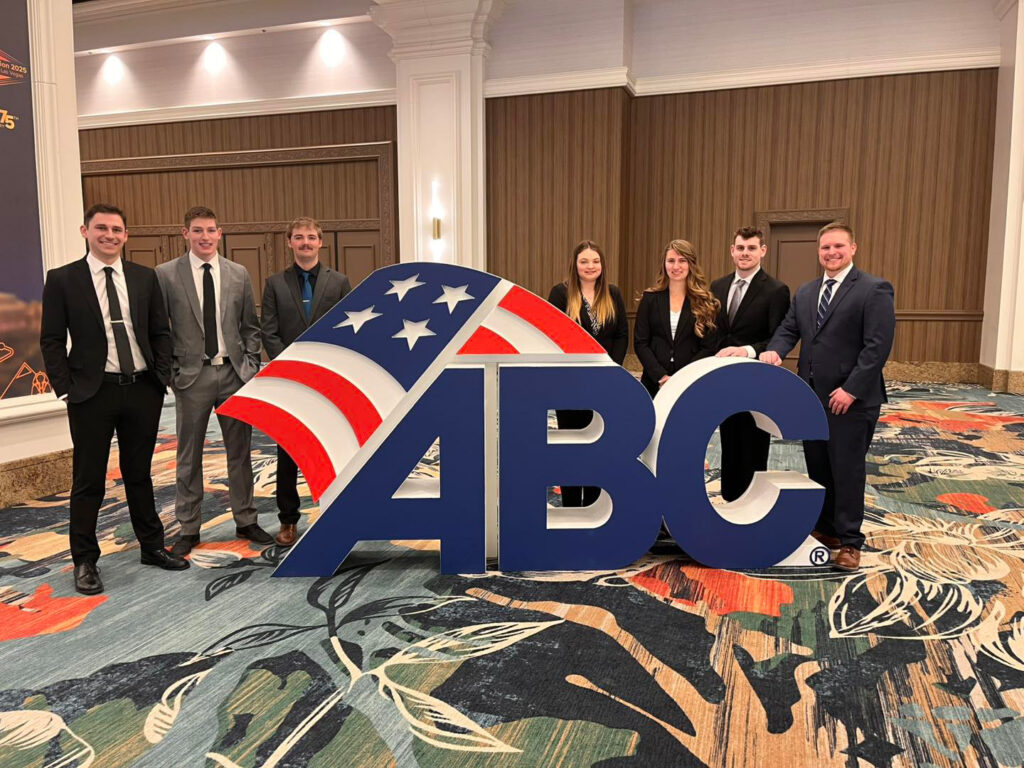 Photo of UW-Platteville ABC Construction Management Team (left to right): Logan Niesen, Mitchell Gudenkauf, Doug Karker, Shelby Kraus, Abigail Spilde, Isaac Dommer and Nathan Schley. (UW-Platteville)
