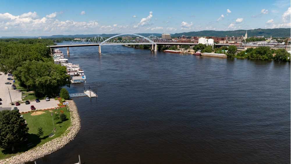 Bright futures in freshwater: New course will expose students to water careers, tackling contamination issues with hands-on field and lab experience