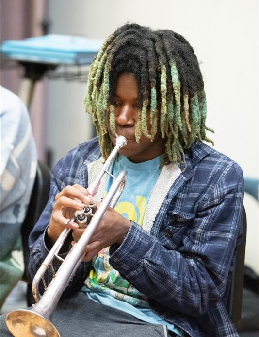 Photo of UW-Parkside music student Jerome Porter